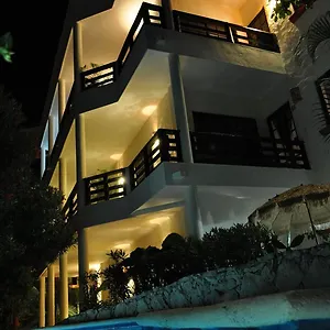 El Moro 3*, Puerto Morelos México
